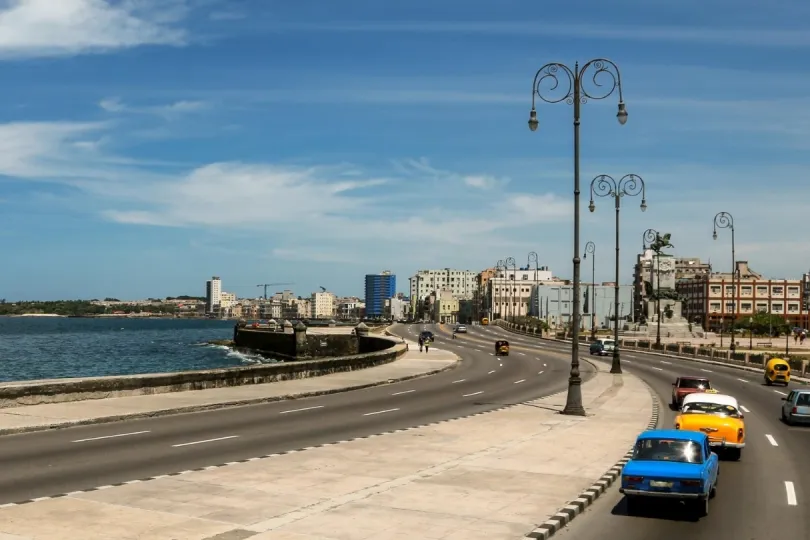 Die Uferpromenade Malecon in Havanna