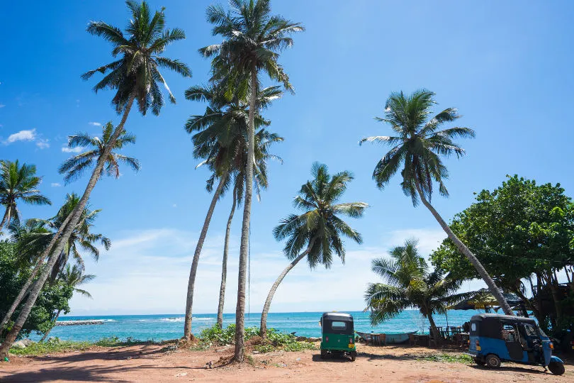 Am Strand in Sri Lanka entspannen