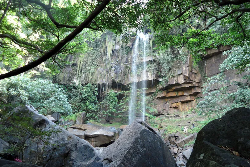 Ein Wasserfall in Kambodscha