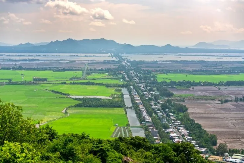 Wunderschöner Panoramablick vom Sam Berg in Vietnam