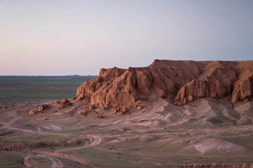 Die felsformation Bajandsag in der MOngolei