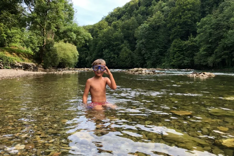 Slowenien mit Kindern: Am Fluss entspannen