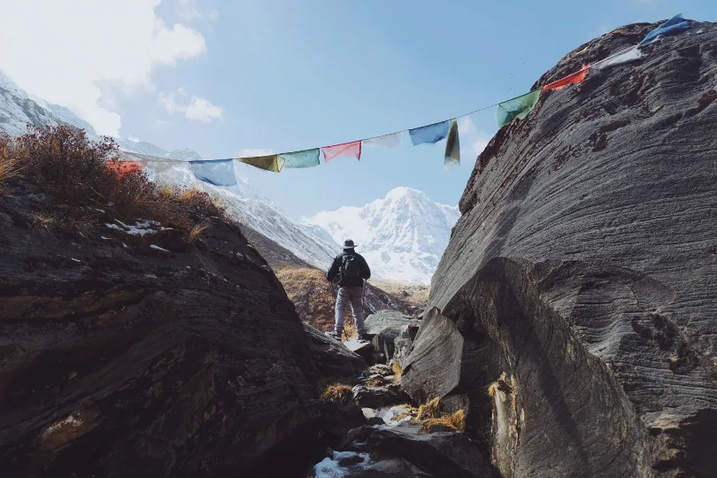 Ein Wanderer auf der Annapurna Basislager Wanderung