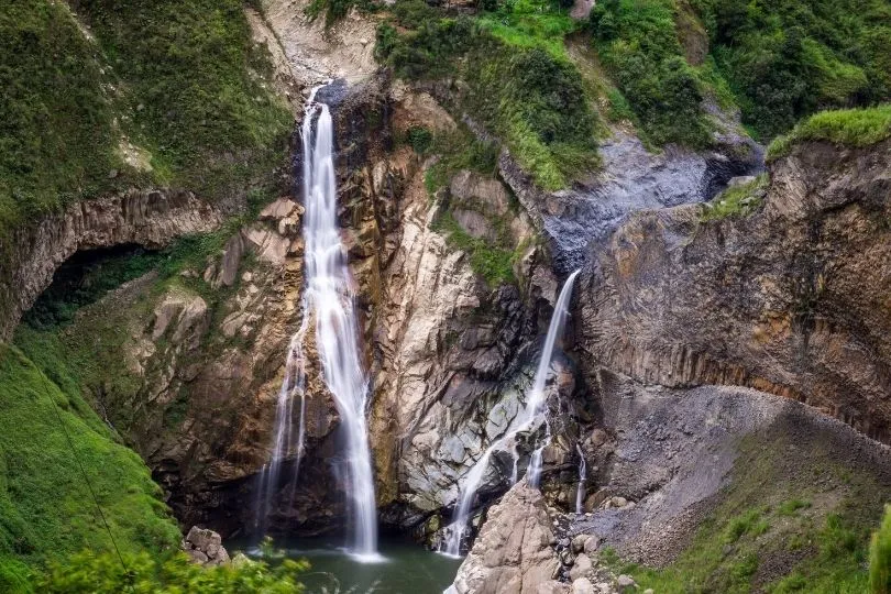 Ecuador Reise mit Kindern: Ausflug zum Wasserfall