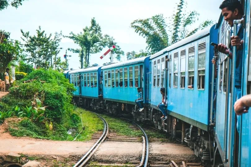 Zugfahren durch Sri Lanka