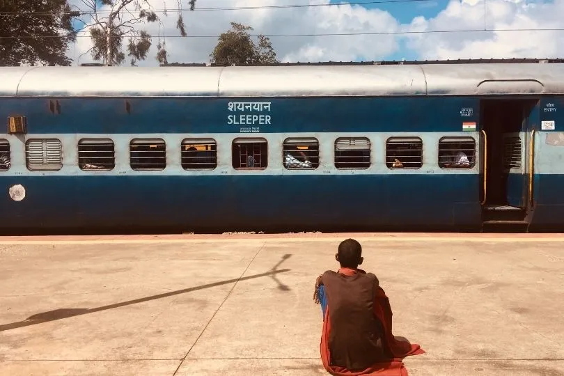 Reisefilm: Familien-Zugfahrt durch Indien
