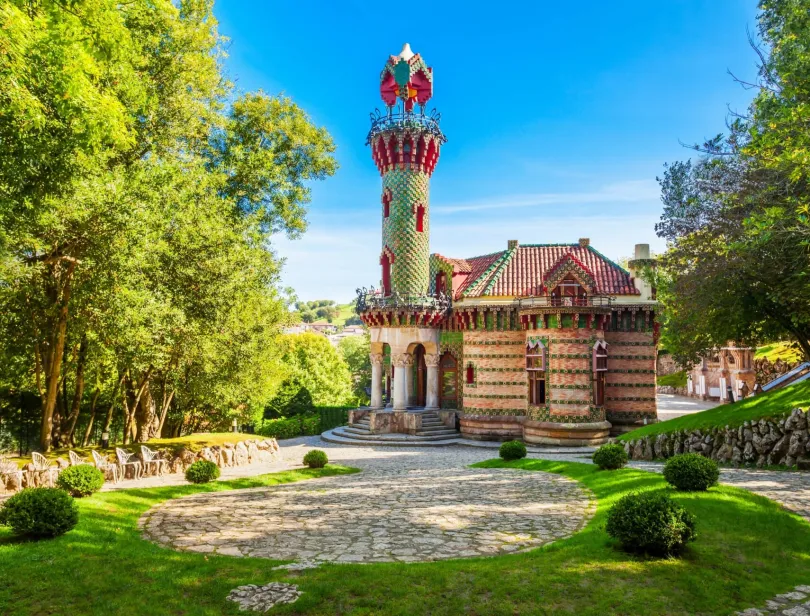 Das Gaudí-Haus in Comilla, Spanien