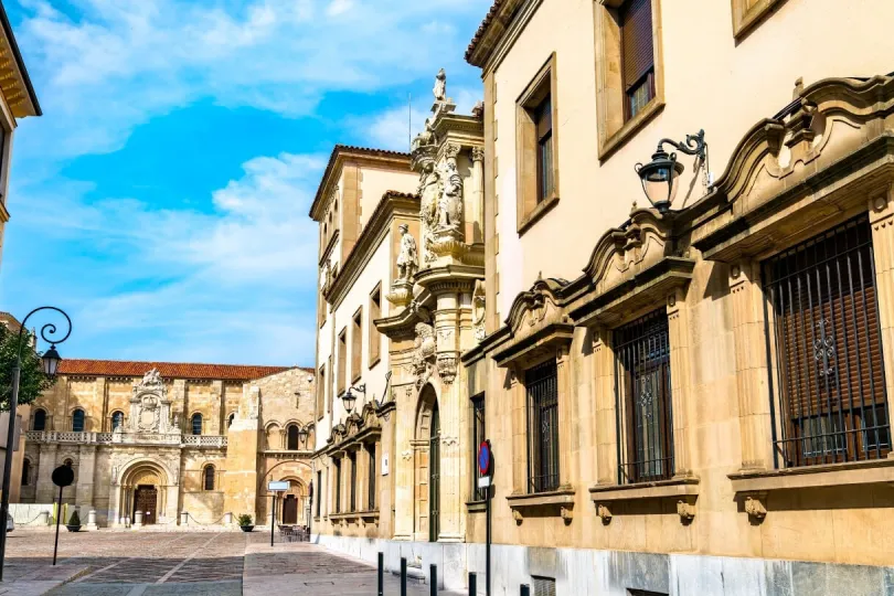 Schöne Fassaden in León