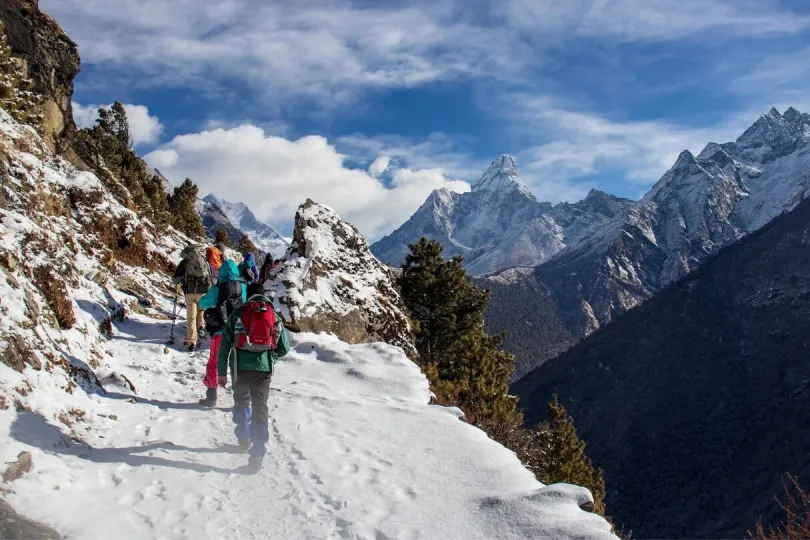 Wanderung in den Bergen vom Kathmandu Tal