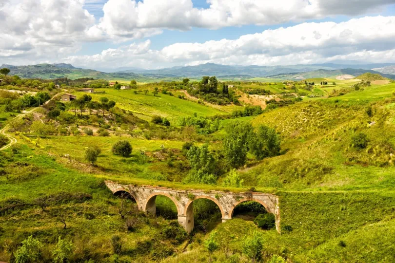 Sizilien Rundreise: Weite Landschaften entdecken