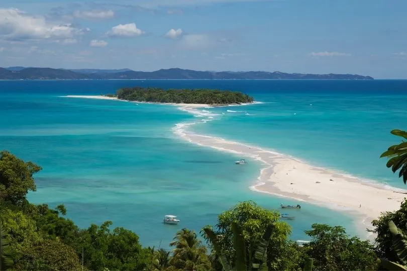 Toller Strand auf der Insel Madagaskar von oben