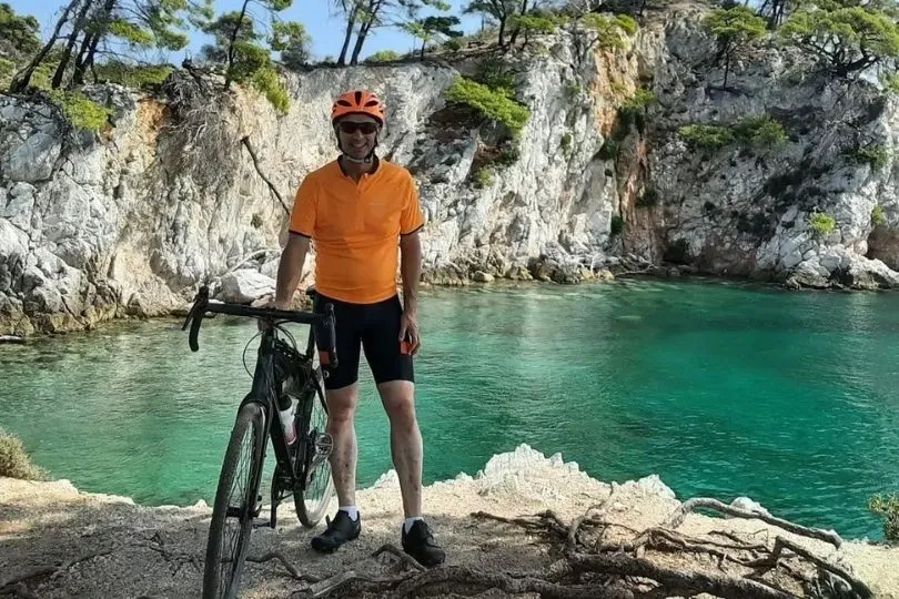 Beim Inselhopping in Griechenland eine Mountainbiketour unternehmen