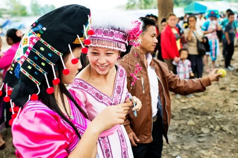 Lerne die indigene Kultur in Laos kennen