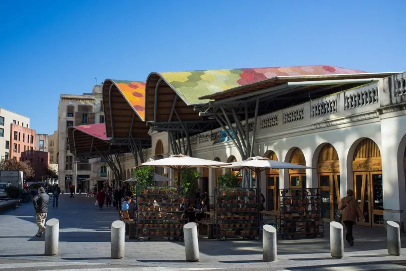 Geheimtipp: Frische Lebensmittel auf dem Markt in Barcelona kaufen