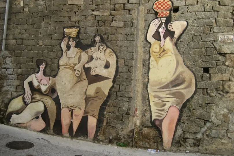 Kunstvolle Murales auf Sardinien