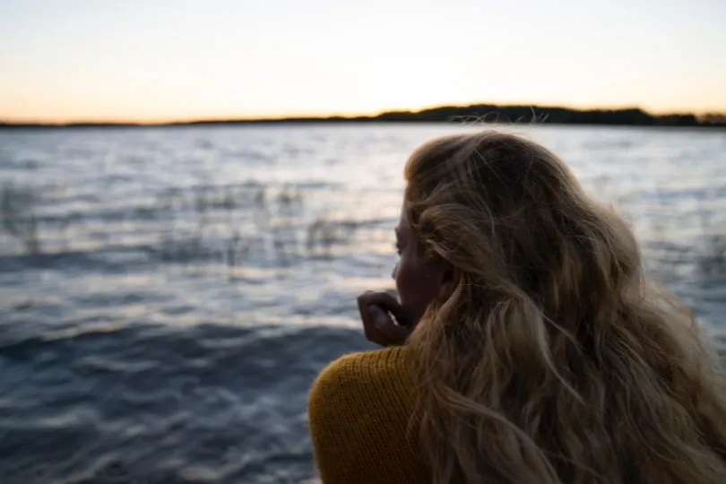 Sommerlicher Sonnenuntergang in Finnland