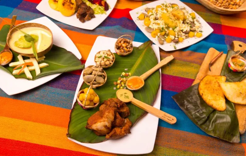 Lecker: Lokales Essen in Ecuador