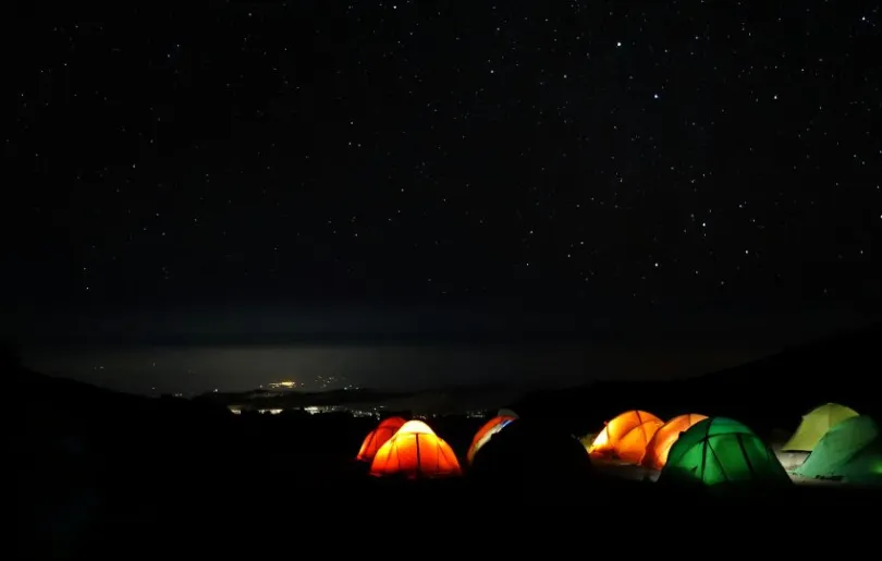 Kilimandscharo Camp bei Nacht