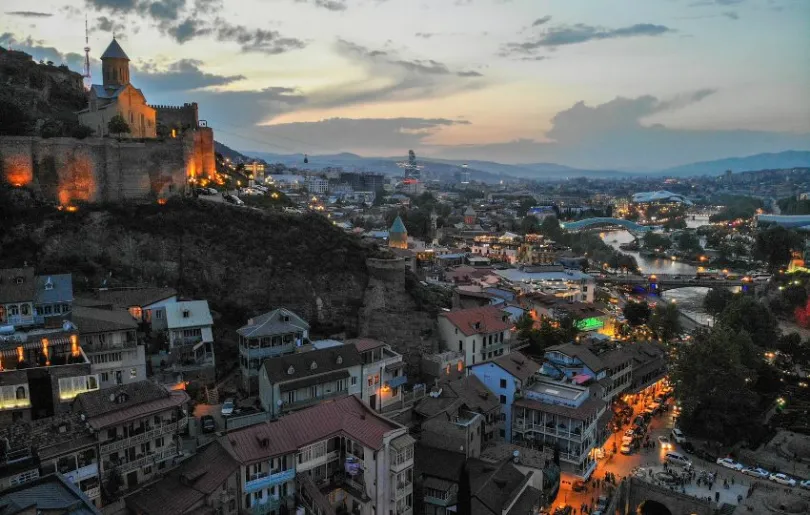 Entdecke das bunte Tiflis