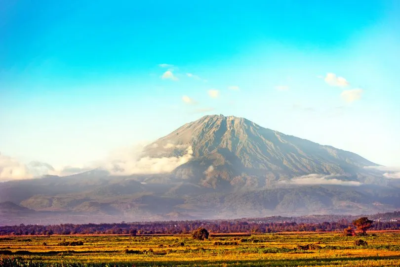 Entdecke den Arusha Nationalpark auf deinen Tansania Flitterwochen