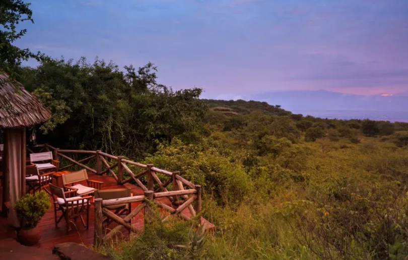 Willst du auf deiner Safari in Eco Lodges oder im Zelt schlafen? Du hast die Wahl!