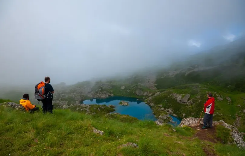 Wandern in unberuehrter Natur in Georgien