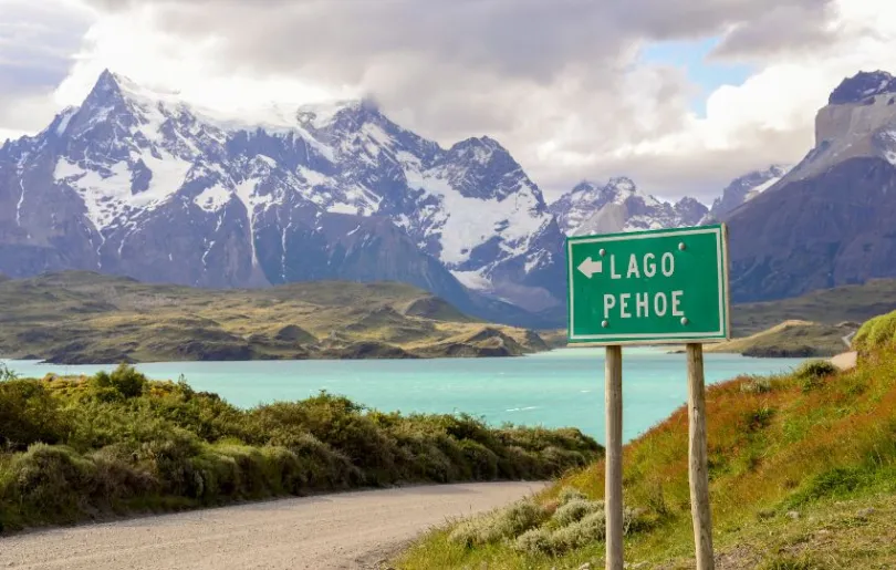 Entdecke den Lago Pehoe auf deiner Patagonia Wanderreise