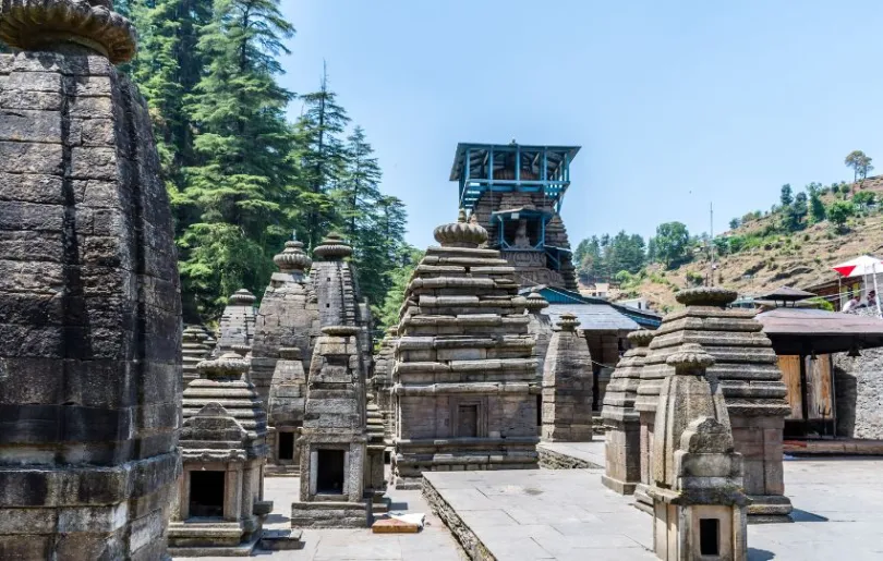 Entdecke das wunderschöne Jageshwar auf deiner Indien Himalaya Reise
