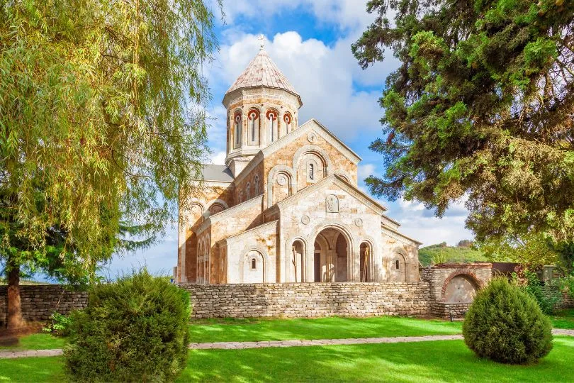 Entdecke das Bodbe Kloster auf deiner Georgien Weinreise