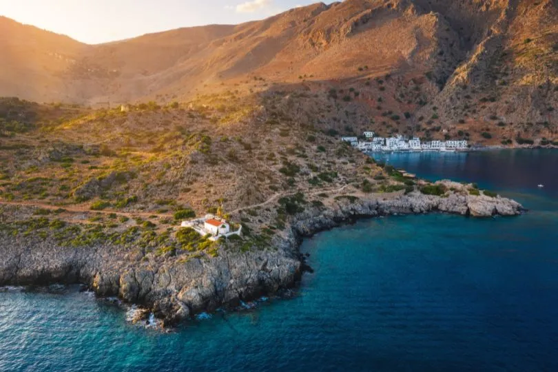 Entdecke Loutro beim Wandern auf Kreta