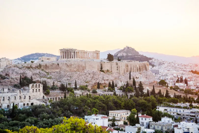 Bestaune die Akropolis während deiner Mietwagen Rundreise durch Athen