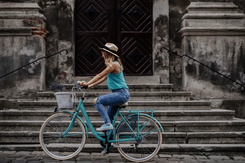 Erkunde die Stadt Athen mit dem Fahrrad während deiner Rundreise zu den Saronischen Inseln