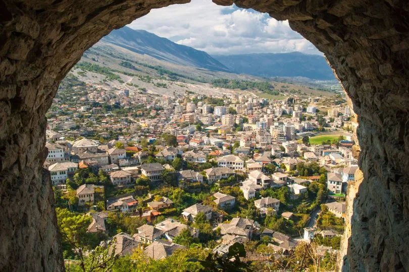 Albanien Blick auf Stadt