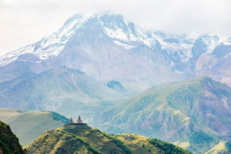 Kirche in Kazbegi Georgien