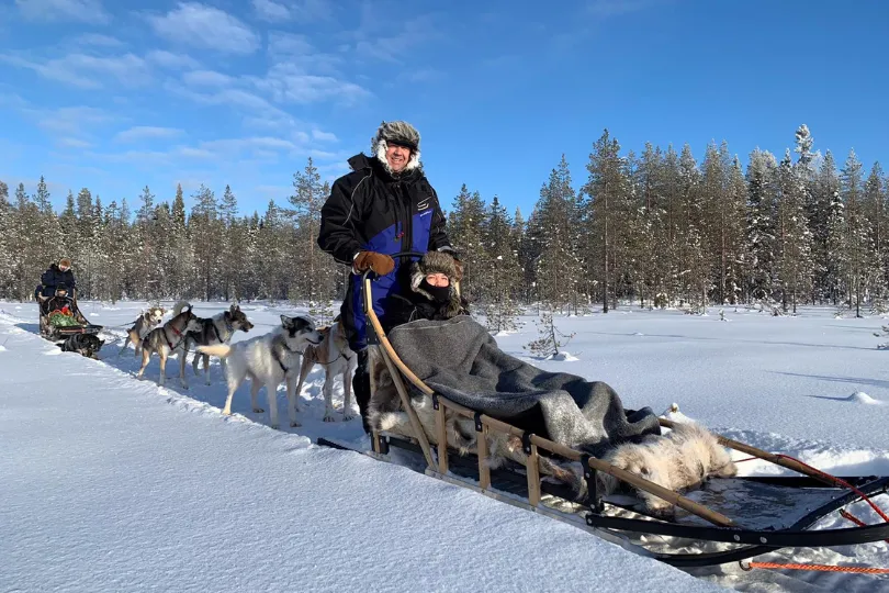 Finnland Huskyschlitten