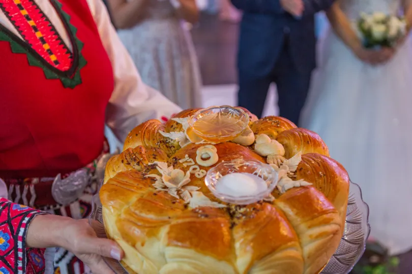 Traditionelles bulgarisches Essen - Brot.