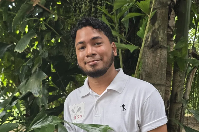 Reisexpert Mitchel in Suriname.