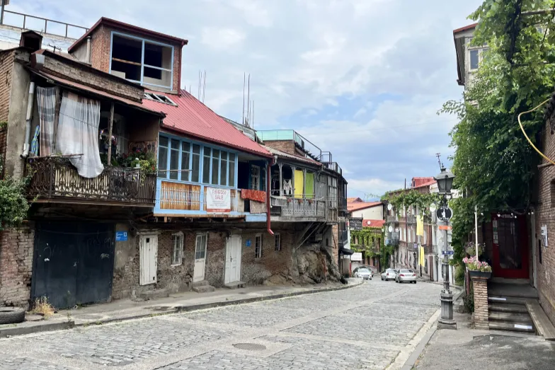 Tbilisi leere Strasse.