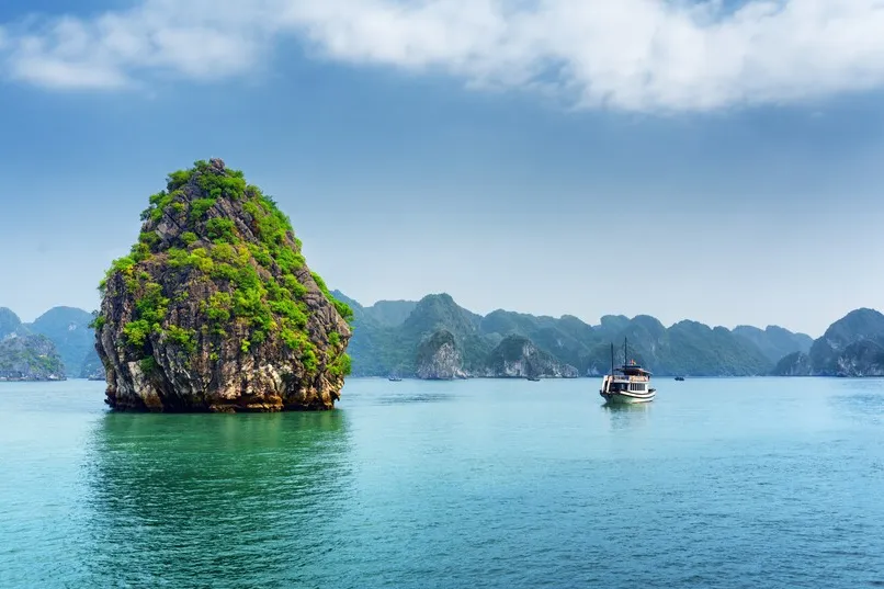 Aussicht auf Ha Long Bucht, Vietnam.