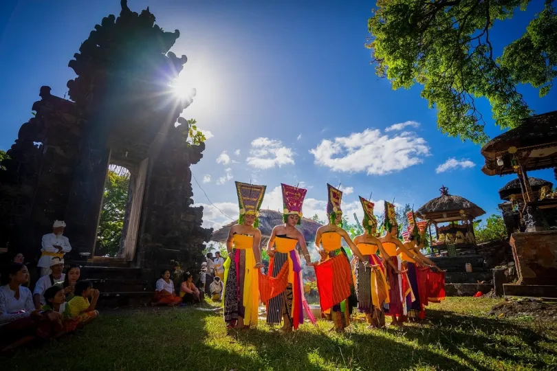 Tempel Ritual in Bali.