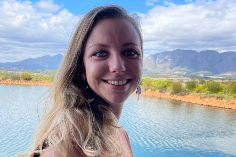 Judith, Reiseexpertin Namibia.