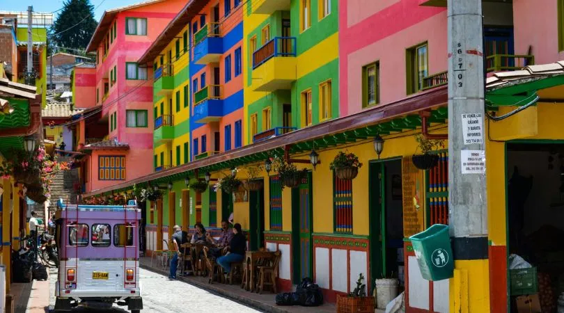 Kolumbien Individualreise: Straßen von Kolumbien.
