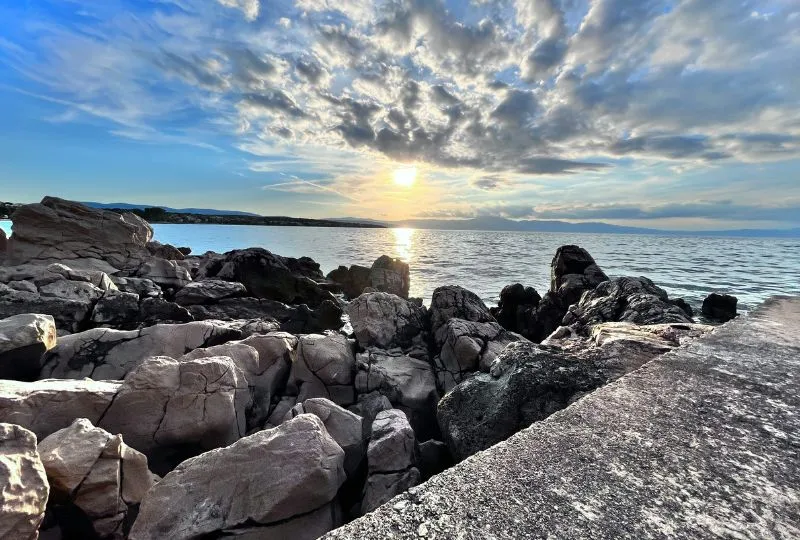 Krk als vielseitige Insel in der Kvarner Bucht.