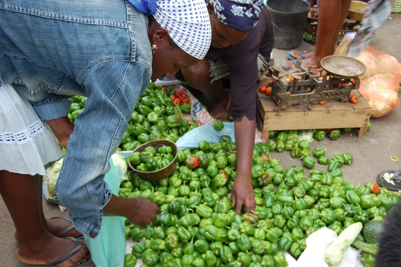 Frauen auf lokalem Markt Kapverden