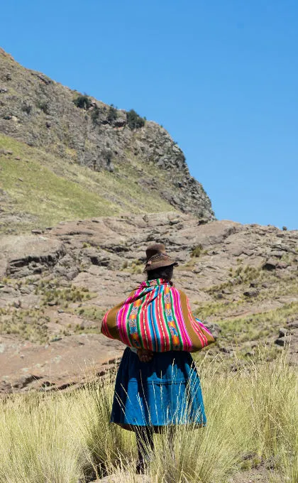 Eine Peruanerin entdeckt Peru auf einem Wanderweg