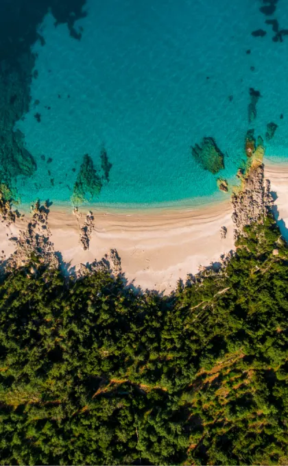 Dhermi strand