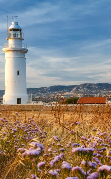 Ein Leuchtturm in Paphos, Zypern.