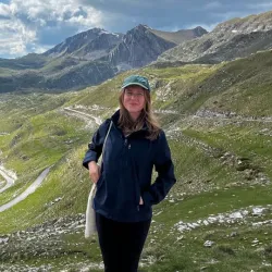 Karlijn, deine Montenegro Spezialistin.