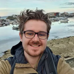 Clement, unser Normandie Experte an einem kleinen Hafen in Nordfrankreich.