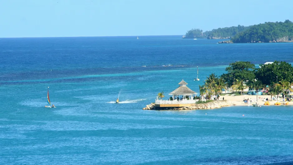 Entspannen Sie bei Ihrer Jamaika Reise am Strand
